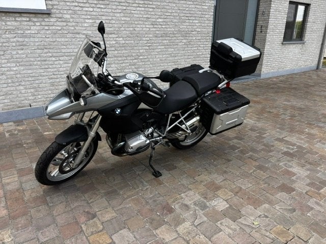 moto, Motoren, Cardan-aandrijving, 2 cilinders, Nieuw, Particulier