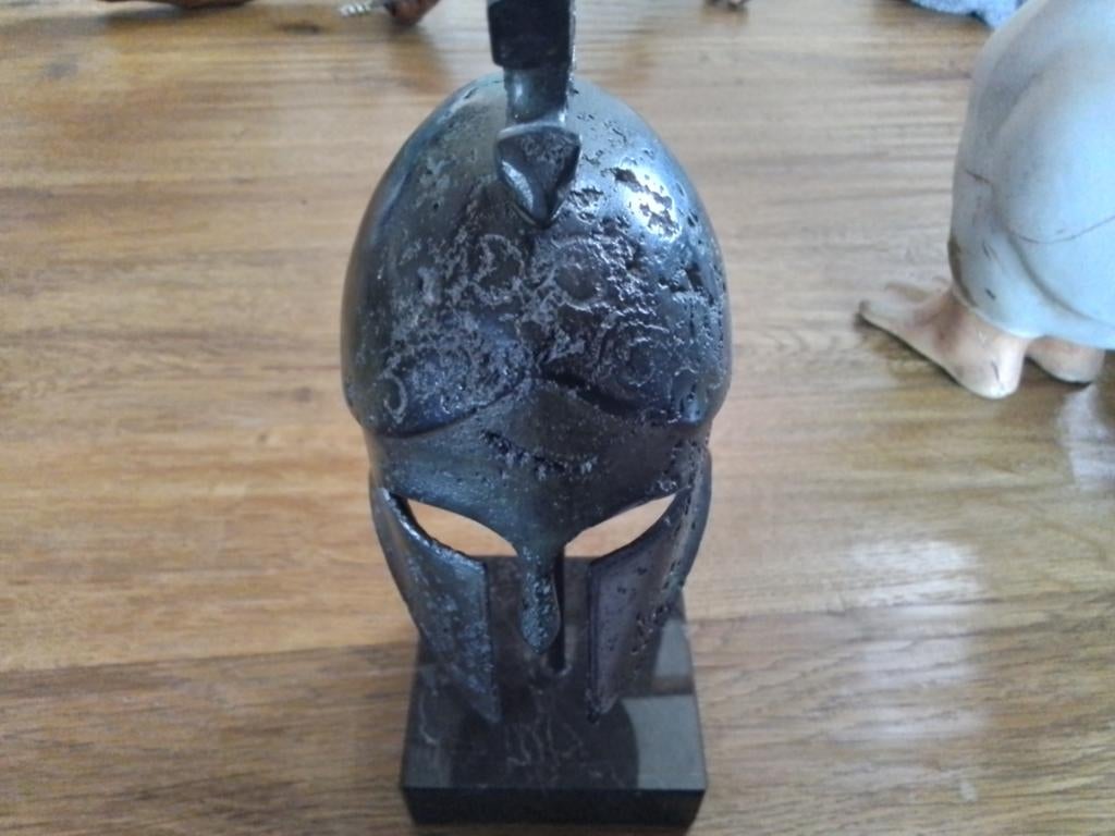 Tête guerrier Sparte en bronze. Hauteur 27cm. socle marbre, Enlèvement