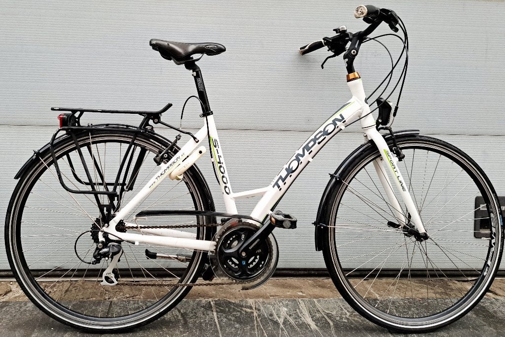 Trekking bike Thompson état nickel prix280€0489813734, Accès (extra) bas, Autres marques, Frein sur jante, Comme neuf