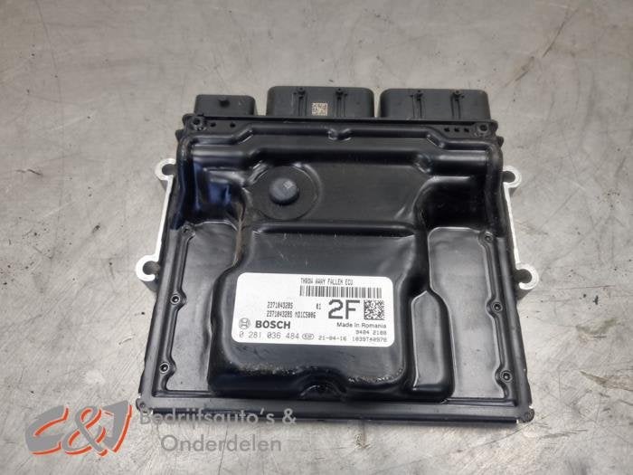 Ordinateur gestion moteur d'un Renault Express, -, 3 mois de garantie, Utilisé, -