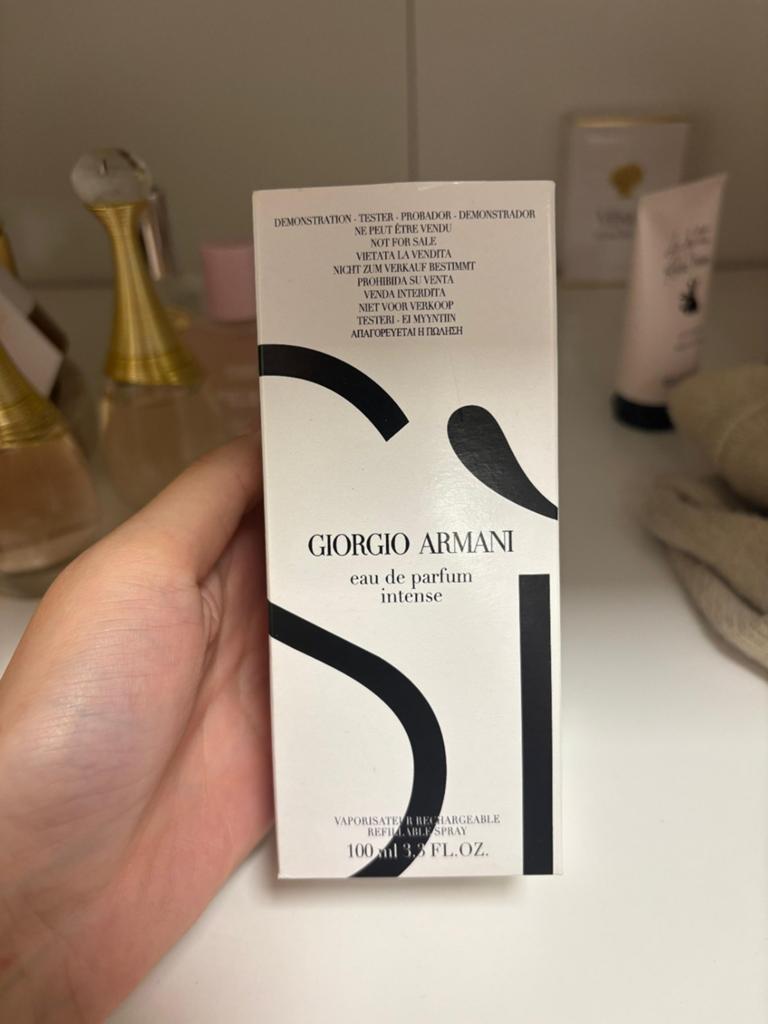 Armani Si Intense eau de parfum 100ml dames parfum, Handtassen en Accessoires, Uiterlijk | Parfum, Ophalen