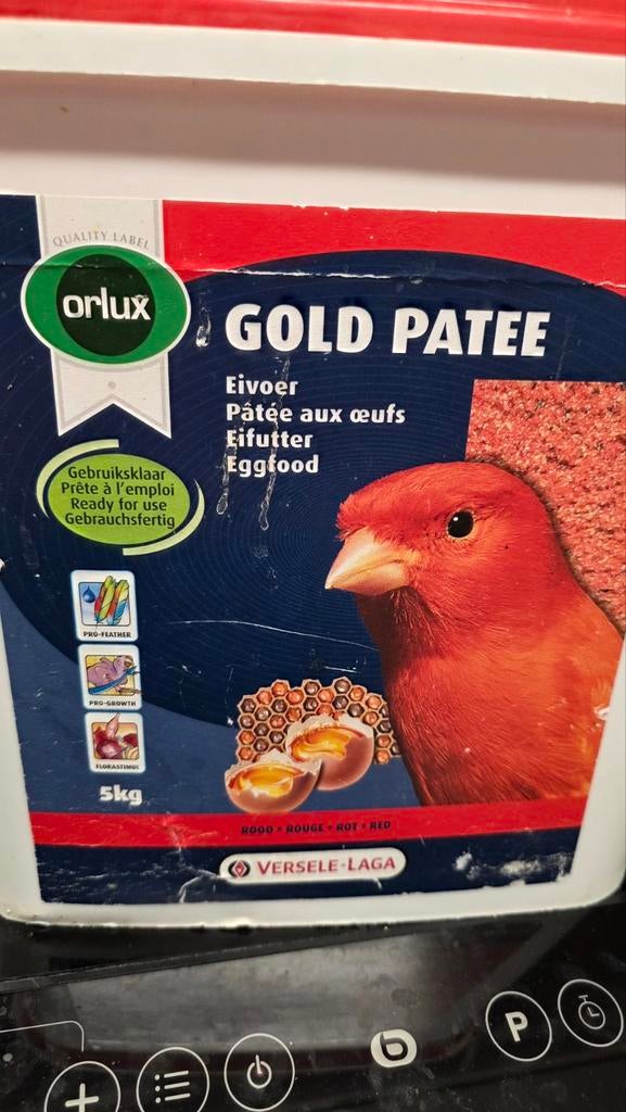 PÂTE ROUGE AUX OEUFS POUR CANARIS ROUGES, Ophalen