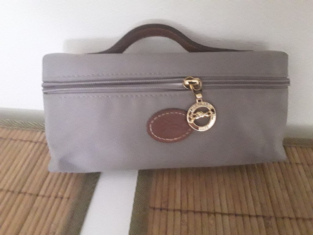 Trousse de maquillage Longchamp kaki, Enlèvement