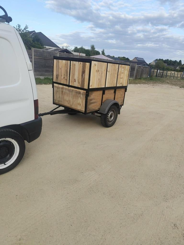 Gesloten aanhangwagen, Enlèvement