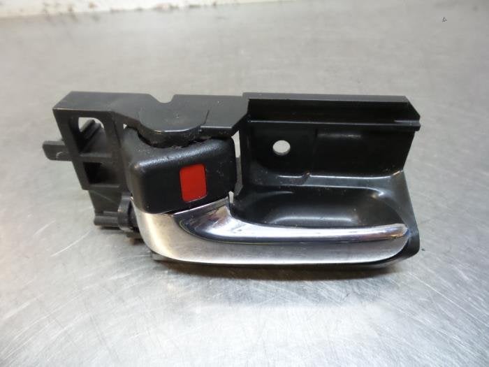 Portiergreep 4Deurs links-achter van een Daihatsu Sirion (Si, Gebruikt, Daihatsu, -, -