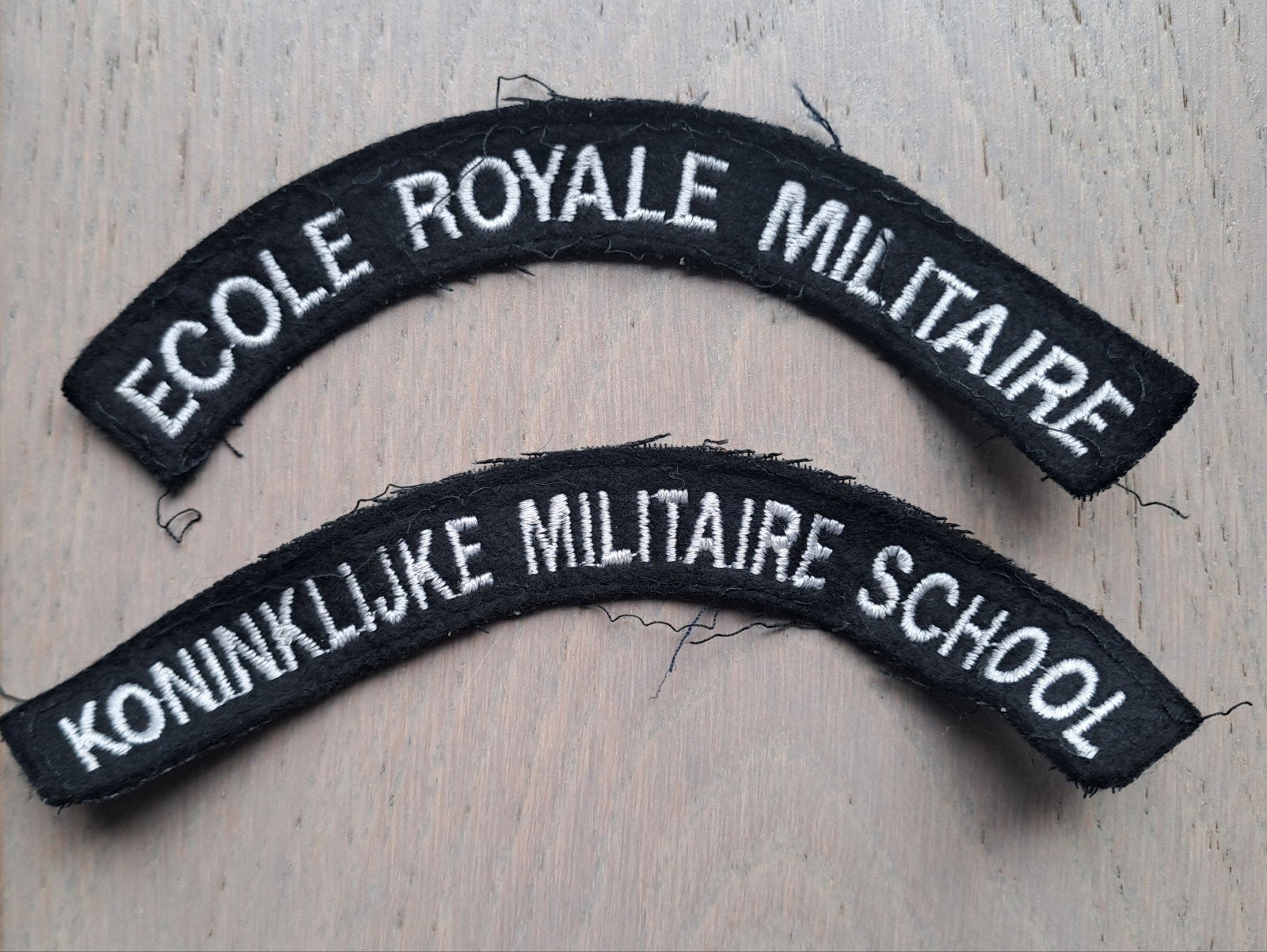 Schoudertitels Belgische Koninklijke Militaire School, Verzamelen, Ophalen of Verzenden