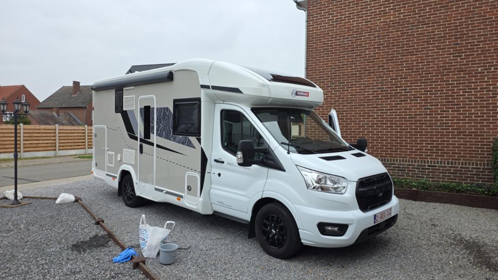 Challenger 260, Caravans en Kamperen, Mobilhomes, Particulier, Challenger