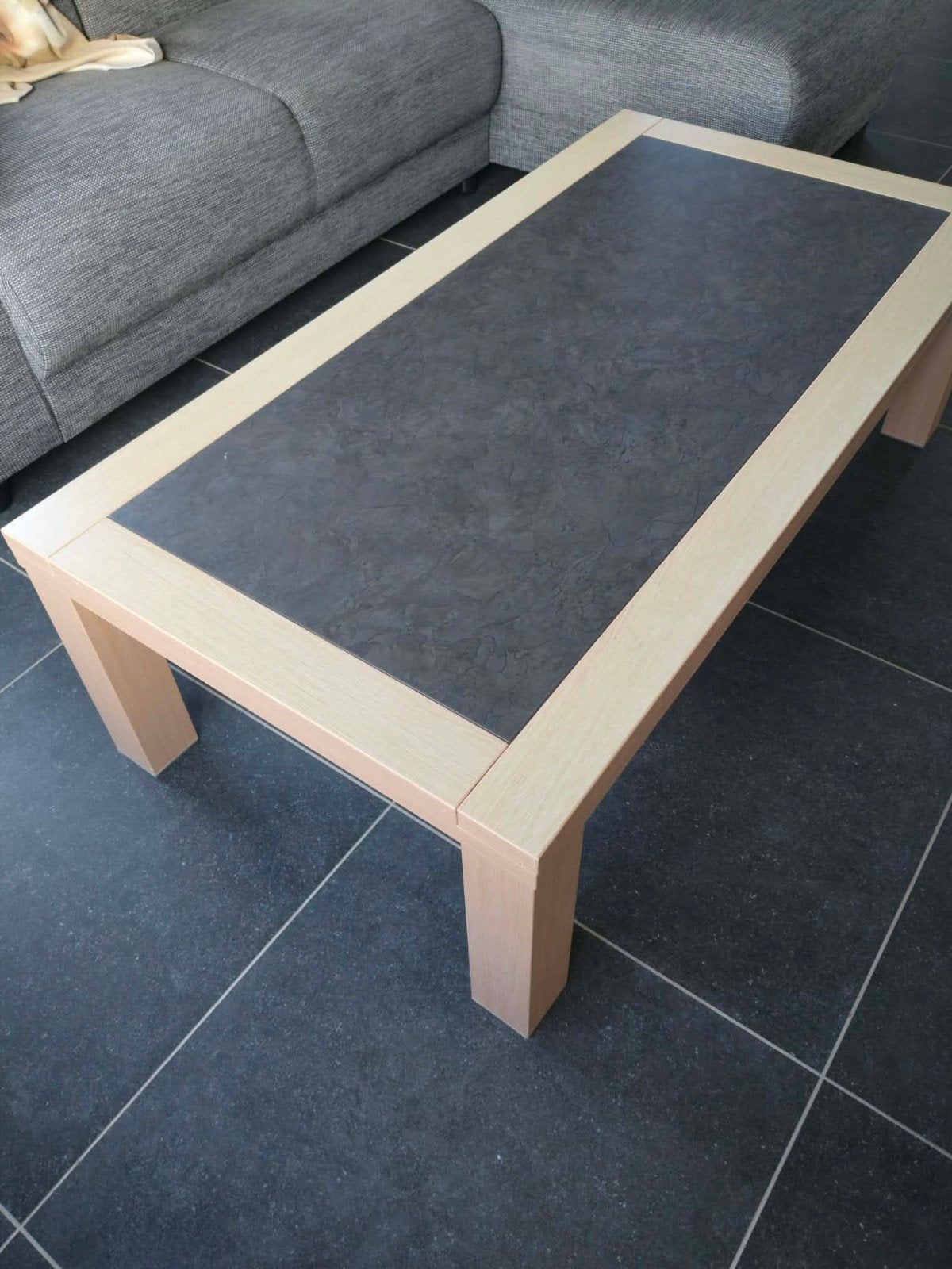 table basse avec plateau en pierre, 100 à 150 cm, Enlèvement, Utilisé, 50 à 100 cm