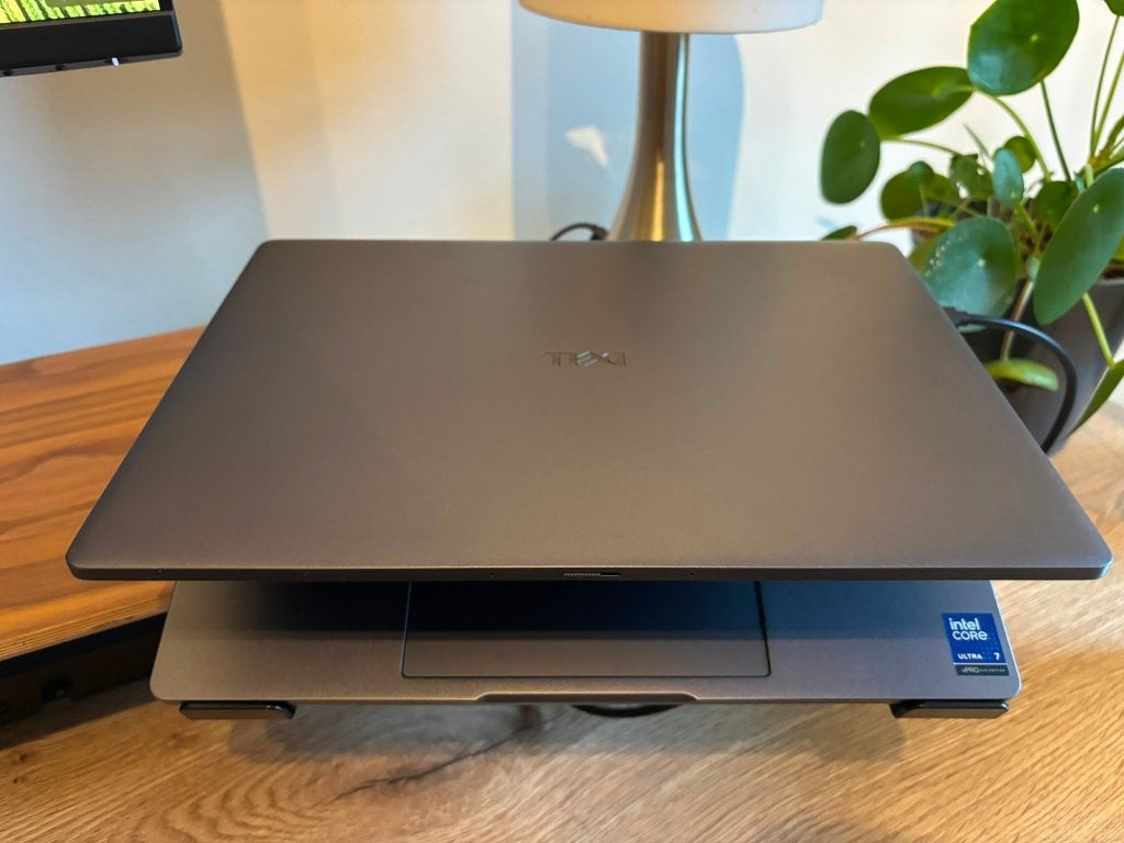 Dell Pro 13 Premium - Intel Core Ultra 7 - 32GB RAM, 32 GB, 13 pouces, Avec écran tactile, 4 Ghz ou plus