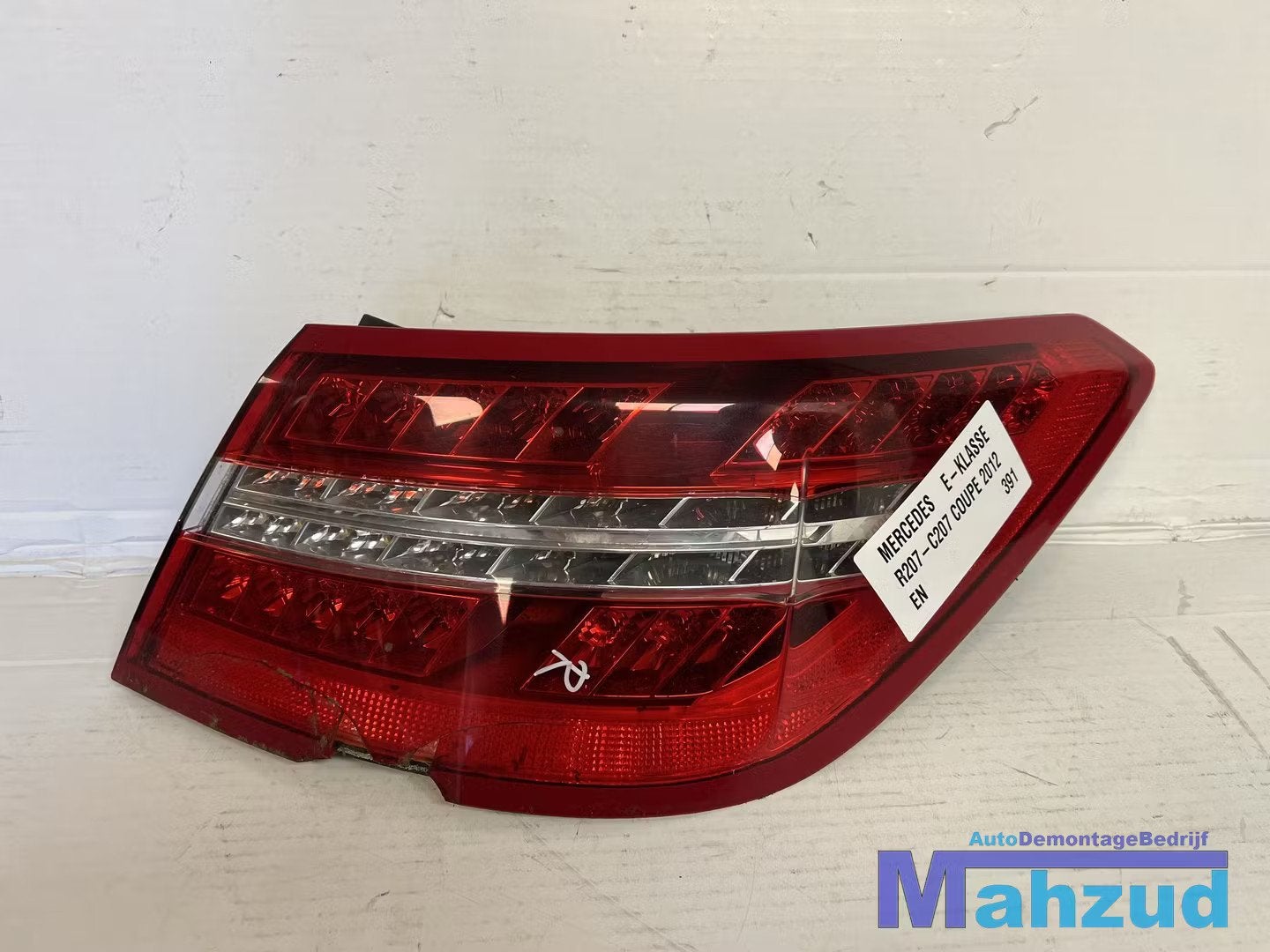 MERCEDES E C207 rechts buiten achterlicht A2079060258 2009-2, Gebruikt, Mercedes-Benz AG, Mercedes-Benz, Mercedesstrasse 120
70372  Stuttgart, DE