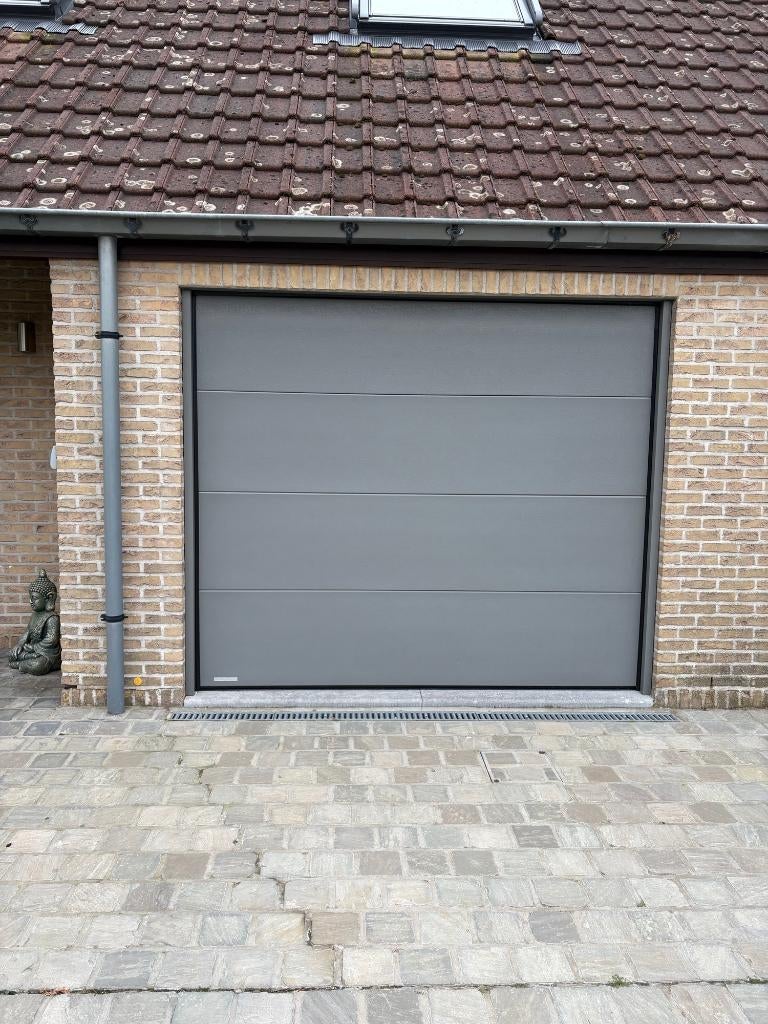 garagepoort, Doe-het-zelf en Bouw, Deuren en Vliegenramen, Gebruikt, Garagedeur, 200 tot 215 cm, 120 cm of meer, Metaal, Ophalen