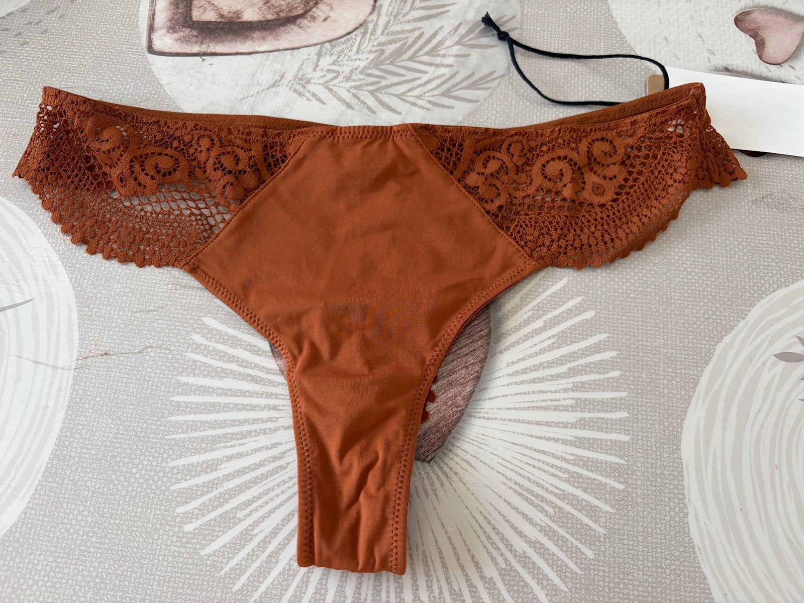 Tanga/Shorty ETAM roestvrijstalen veter maat M/L, Kleding | Dames, Ondergoed en Lingerie, Ophalen of Verzenden