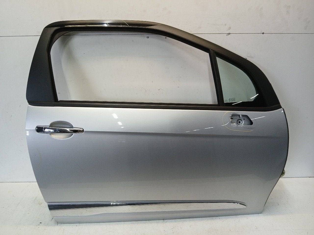 Portier rechts voor Citroën DS3, Onderdelen@venauto.nl, Van der Ven Autorecycling B.V., Ettenseweg 76, 4706 PB Roosendaal, The Netherlands