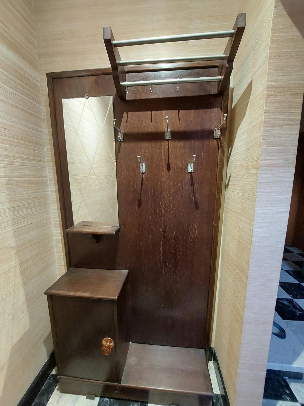 GRATIS vintage houten vestiaire met spiegel en kastje, Enlèvement