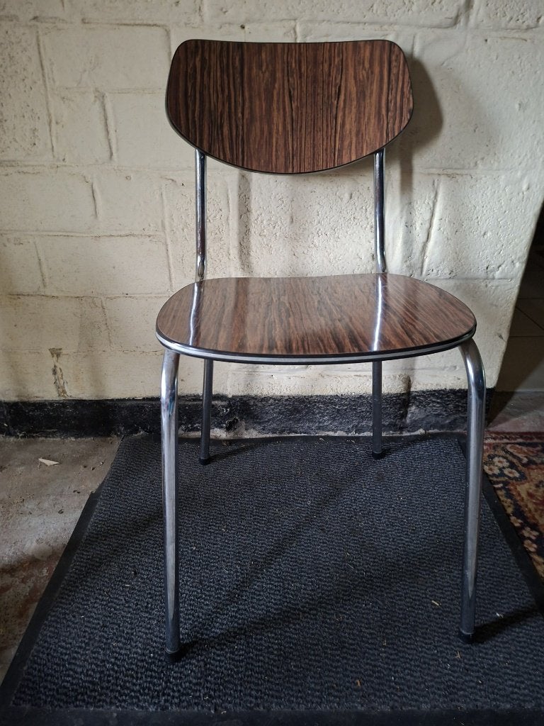 6 vintage bruine en chromen Formica stoelen, Huis en Inrichting, Ophalen, Gebruikt, Rétro, design ou industriel, Bruin