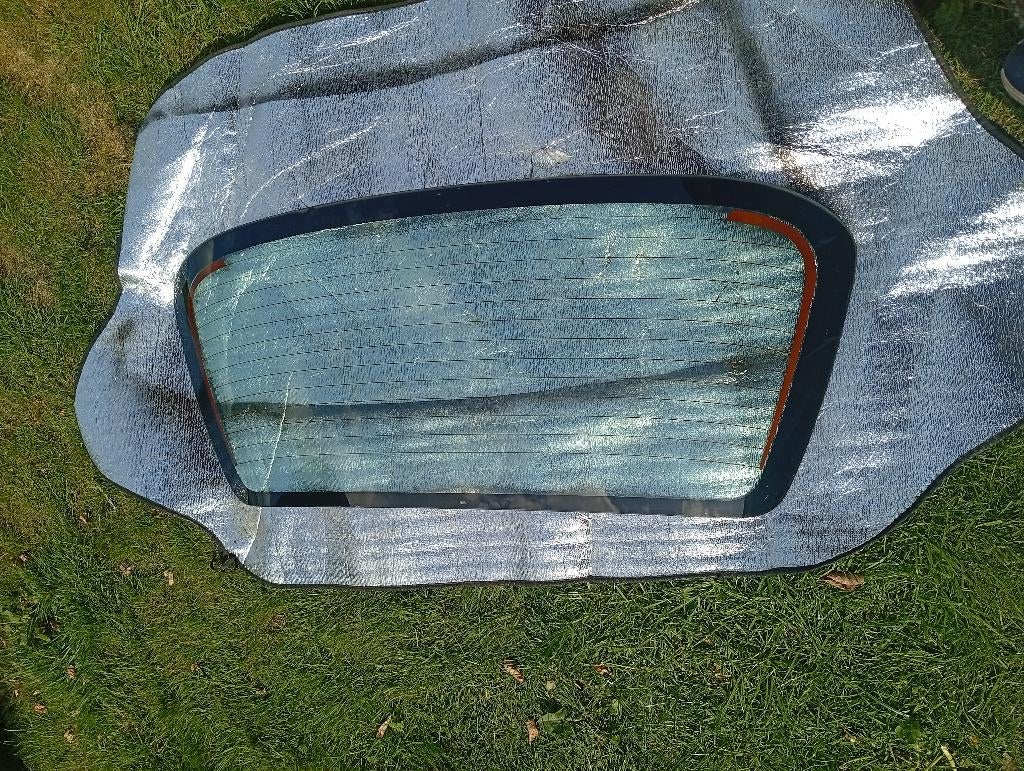 ACHTERUIT MET VERWARMING TOYOTA STARLET 1997 EP91, Auto-onderdelen, Ruiten en Toebehoren, Ophalen, Gebruikt, Toyota