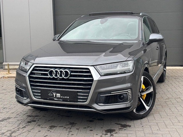 Audi Q7 E-tron pano dak matrix, Auto's, Automaat, https://public.car-pass.be/vhr/2672dd74-6f5b-460e-8934-99fee50b94c1, Beige, Bedrijf
