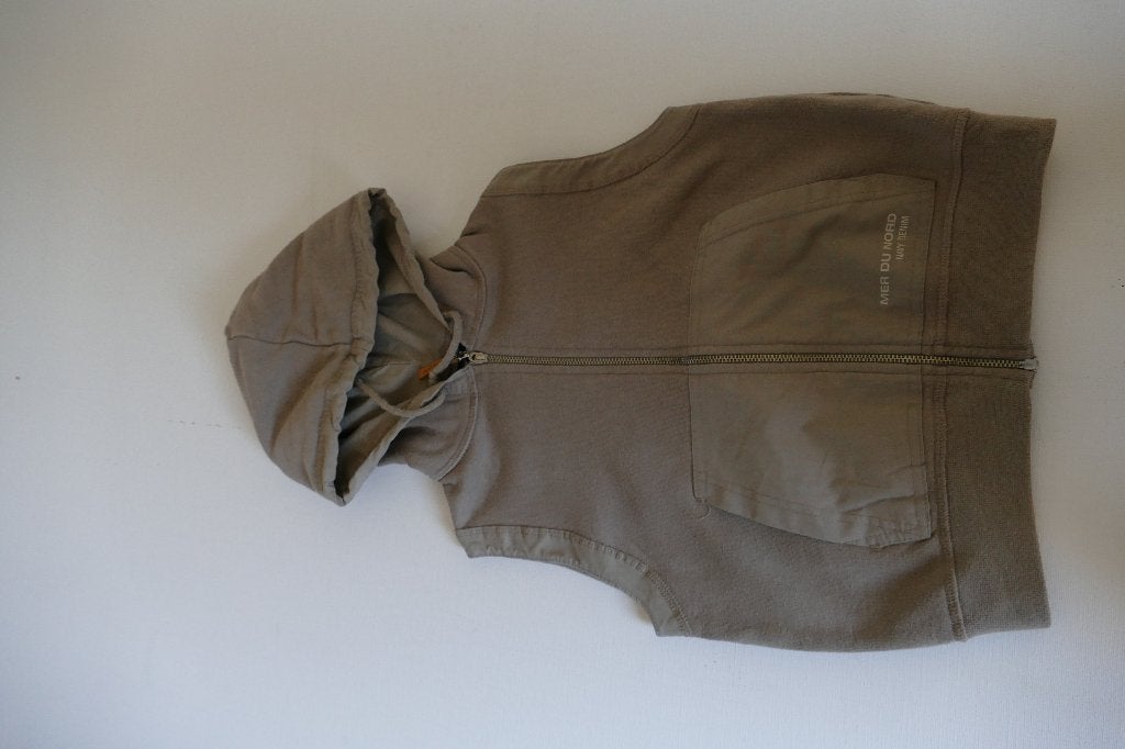 beige mouwloze sweater: 6 jaar: Mer du Nord, Kinderen en Baby's, Kinderkleding | Maat 116, Trui of Vest, Mer du Nord, Ophalen of Verzenden