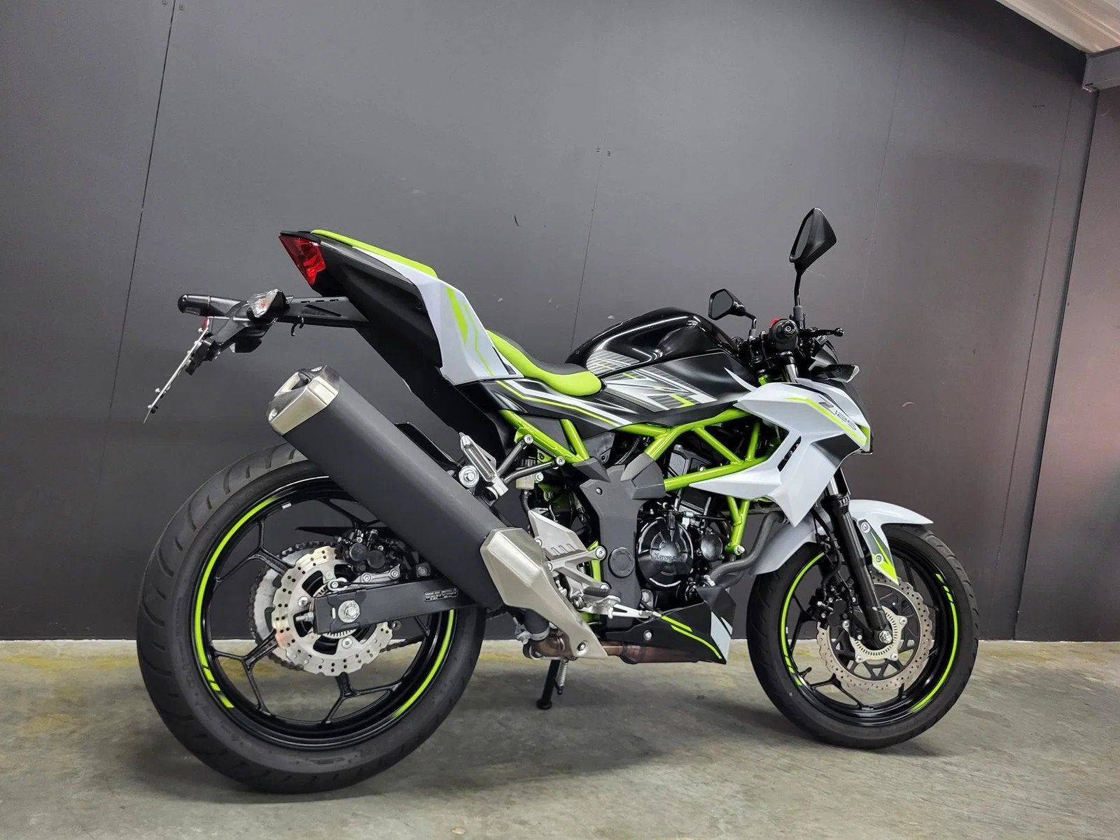 Kawasaki Z 125 leuke naked A1 B rijbewijs, Motos, Entreprise, Occasion, Autre, Manuelle