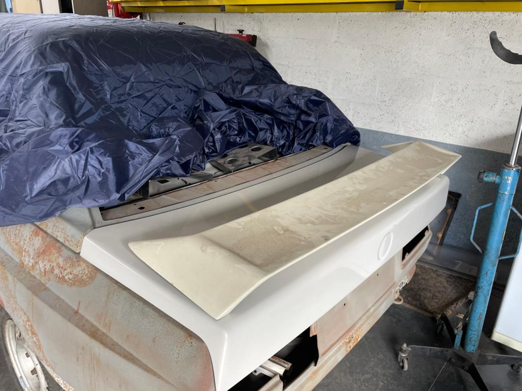 BMW M3 E30 achterspoiler, Enlèvement, Neuf, BMW, Haillon arrière