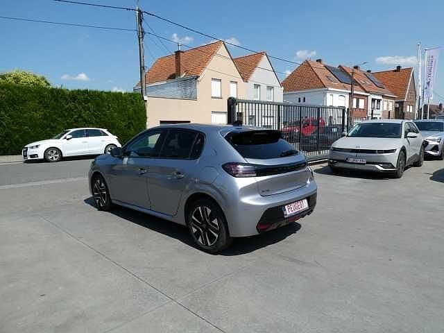 Peugeot 208 1.2 i benzine 100pk Allure Luxe '25 11000km, Auto's, Euro 6, 1199 cc, https://public.car-pass.be/vhr/4b285712-3bd6-4cfd-8812-e03239aa6b91