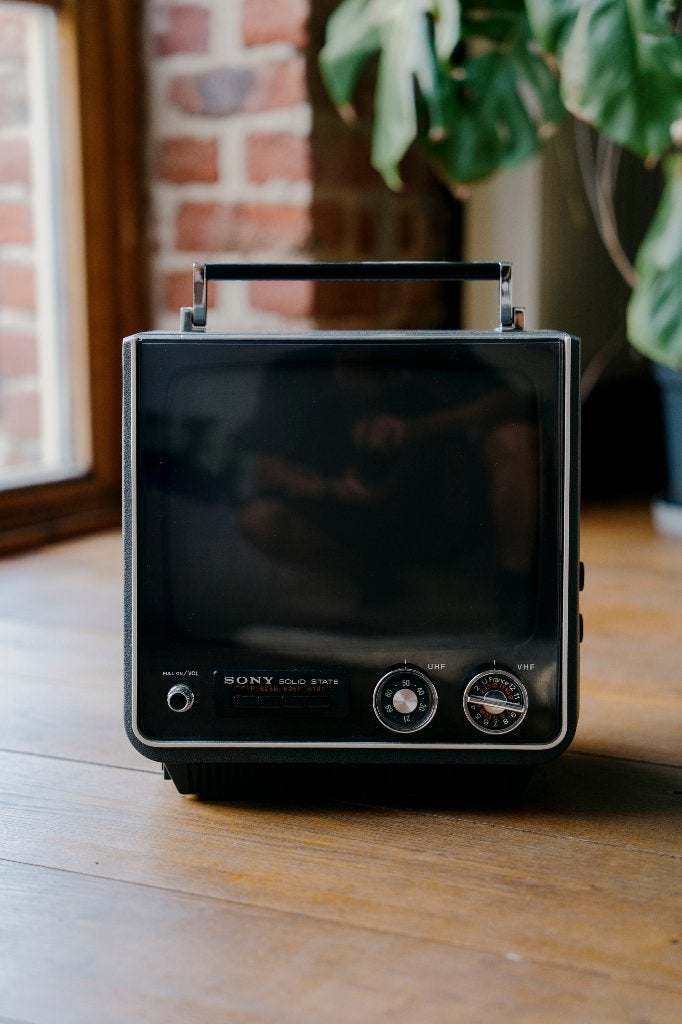 TV vintage Sony 112UM - années 70 + housse Sony d'origine, TV, Hi-fi & Vidéo, Enlèvement, Comme neuf, Sony