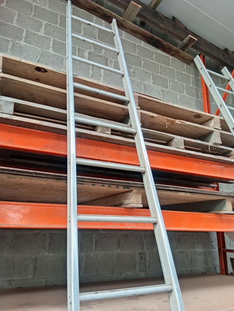 Échelle en aluminium, Bricolage & Construction, Enlèvement, Utilisé, Échelle