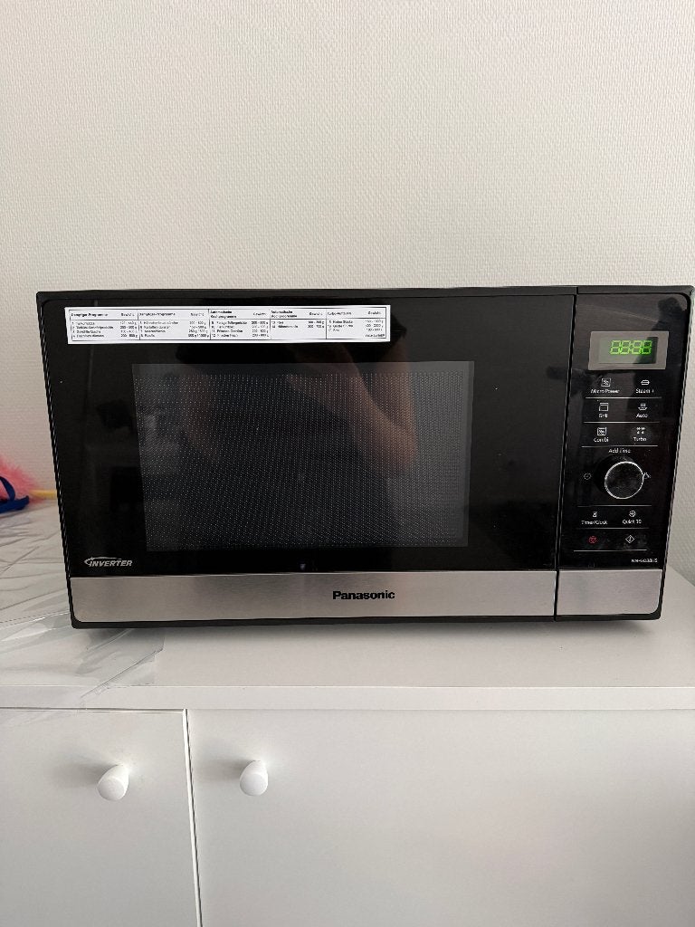 Panasonic de 23 litres avec grill et vapeur, Moins de 45 cm, Enlèvement, Utilisé, Gril