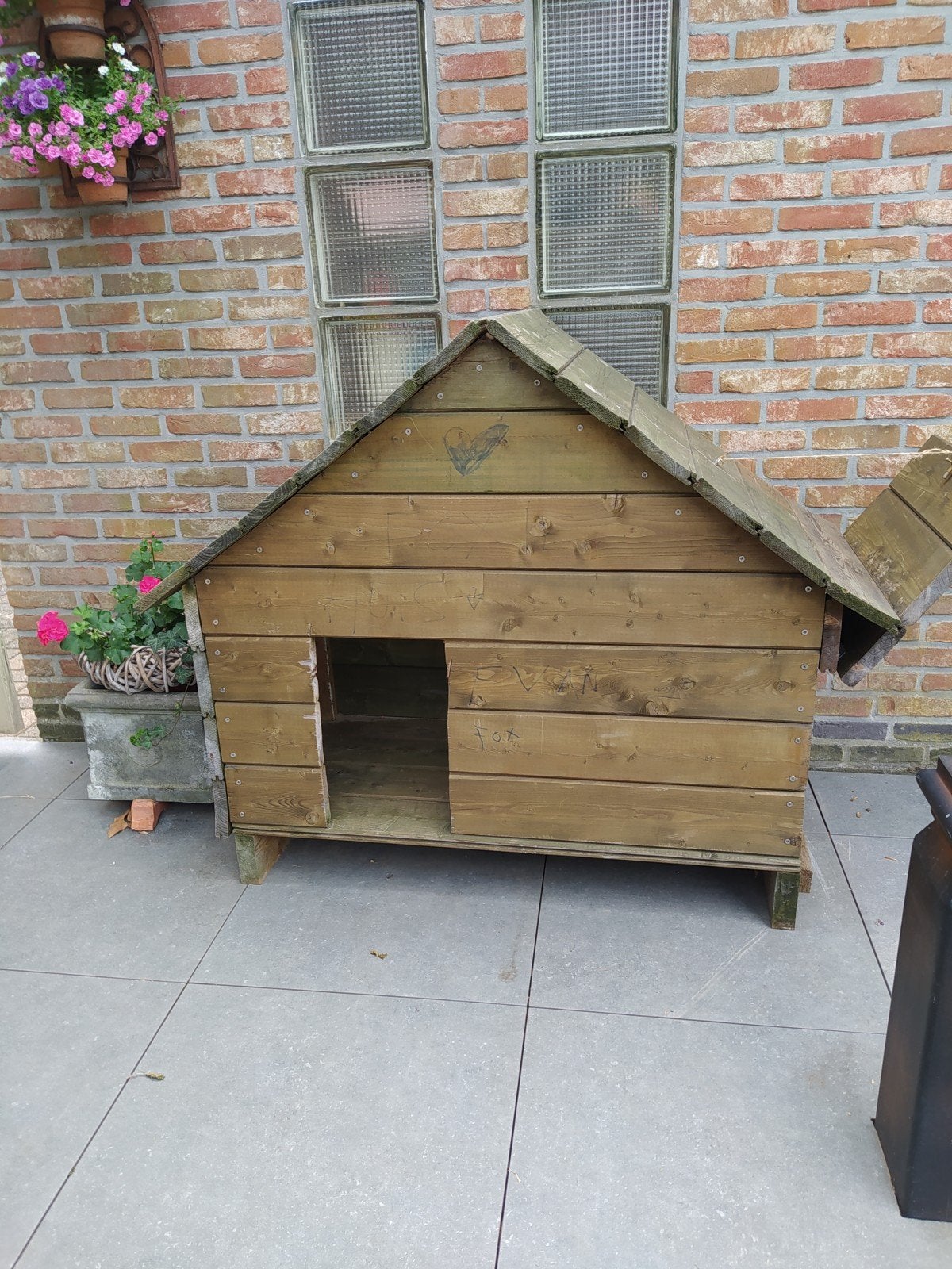 Niche pour chien non utilisée, Animaux & Accessoires, Maisons pour chiens, Enlèvement, Niche à chien