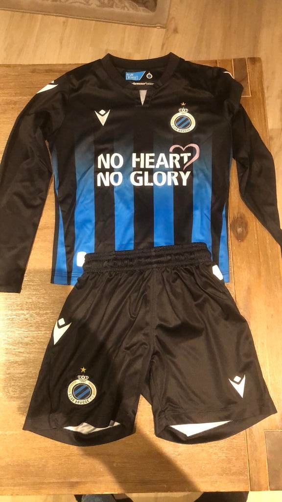 Wedstrijd tenue club Brugge 8 jaar, Ophalen, Zo goed als nieuw