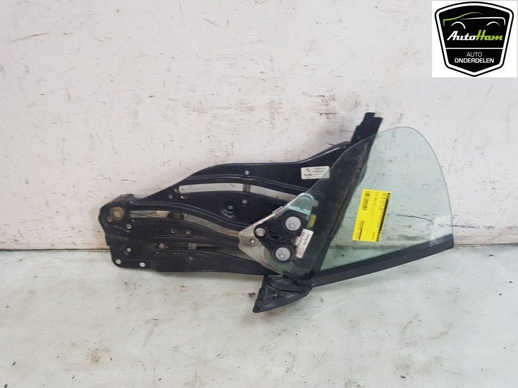 RAAMMECHANIEK RECHTS ACHTER BMW Z4 Roadster (E89), Gebruikt, Brose SE, Info@brose.com, Max-Brose-Straße 1
96450  Coburg, DE