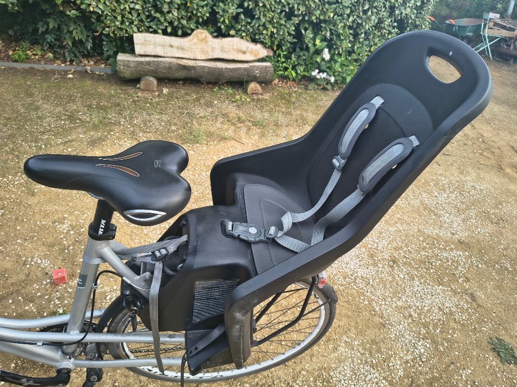 Fietsstoeltje, Fietsen en Brommers, Fietsaccessoires | Fietsstoeltjes, Ophalen, Gebruikt, Achterzitje