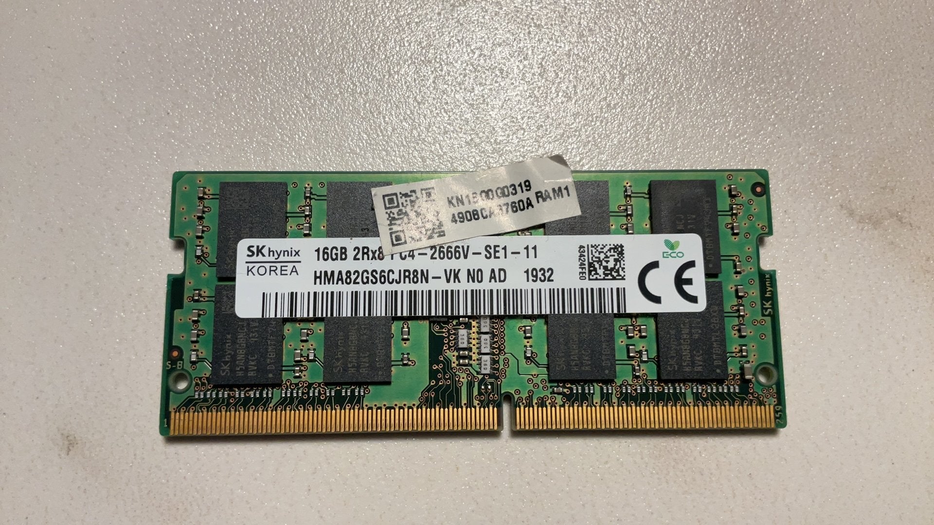 16GB DDR4 SKhynix, Computers en Software, Ophalen of Verzenden, Zo goed als nieuw, DDR4