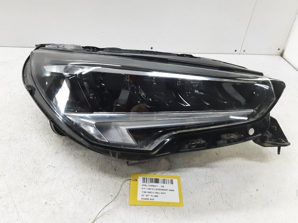 PHARE / OPTIQUE AVANT DROIT Opel Corsa F (UB / UH / UP), Autos : Pièces & Accessoires, Opel, Opel Automobile GmbH, Utilisé, Kontakt-opel@opel.com