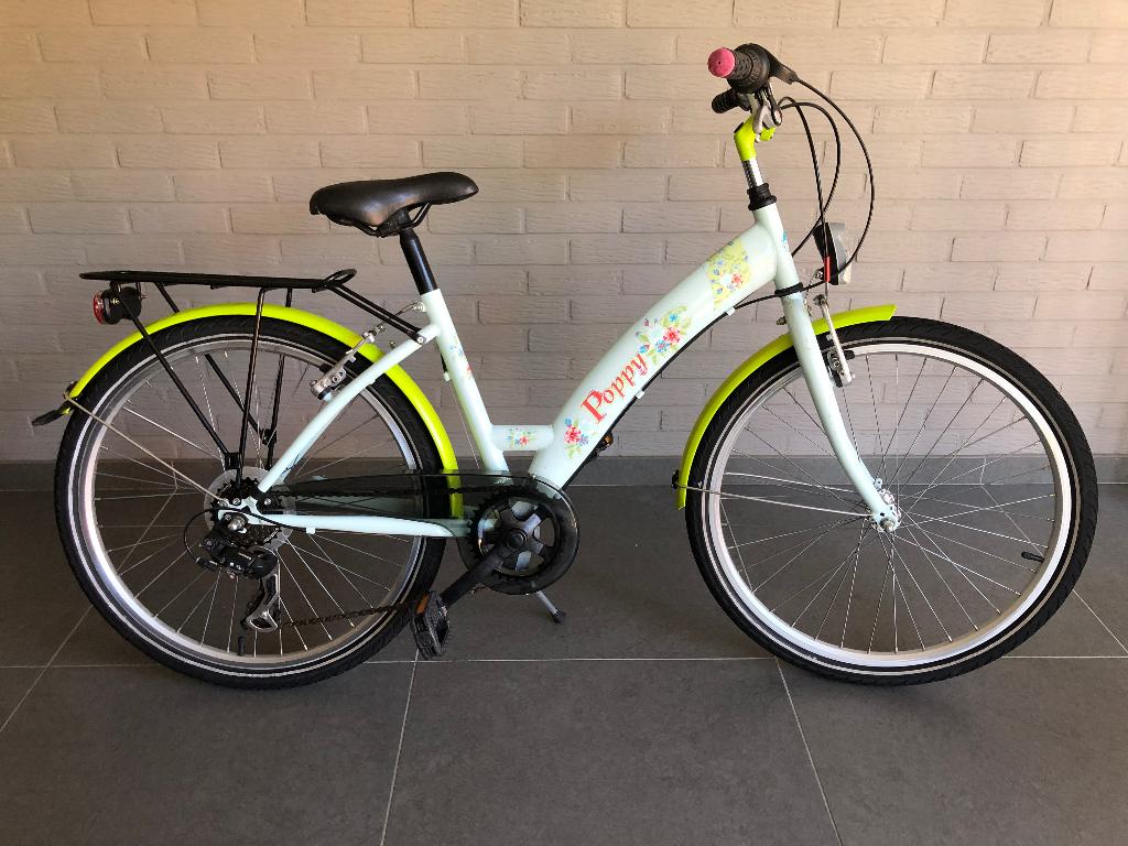 Meisjesfiets 24 inch zeer goede staat, Fietsen en Brommers, Fietsen | Meisjes, Ophalen, 24 inch, Velgrem, Versnellingen