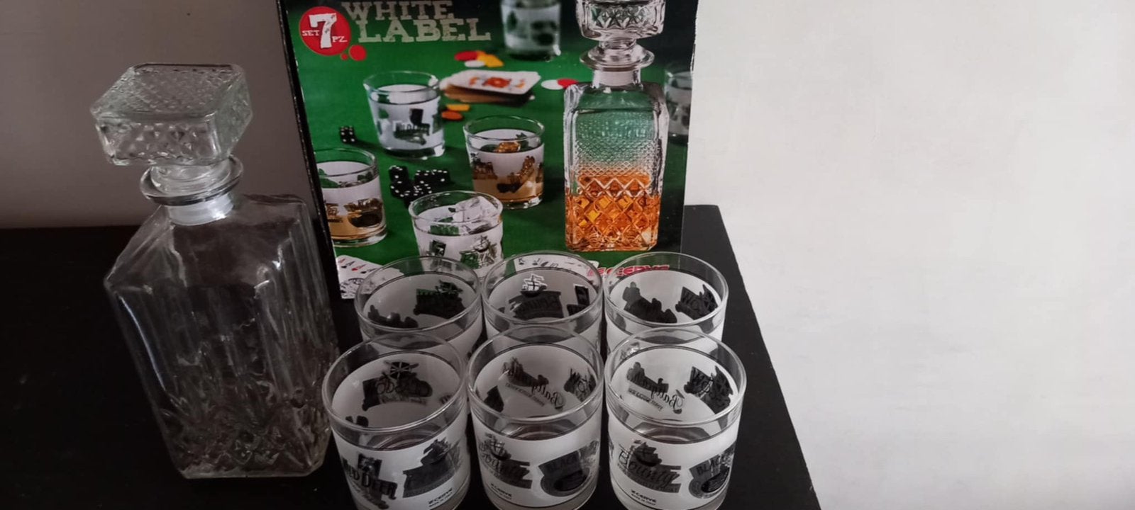 Service alcool ou autre neuf vient d italie, Collections, Vins, Enlèvement, Comme neuf, Italie