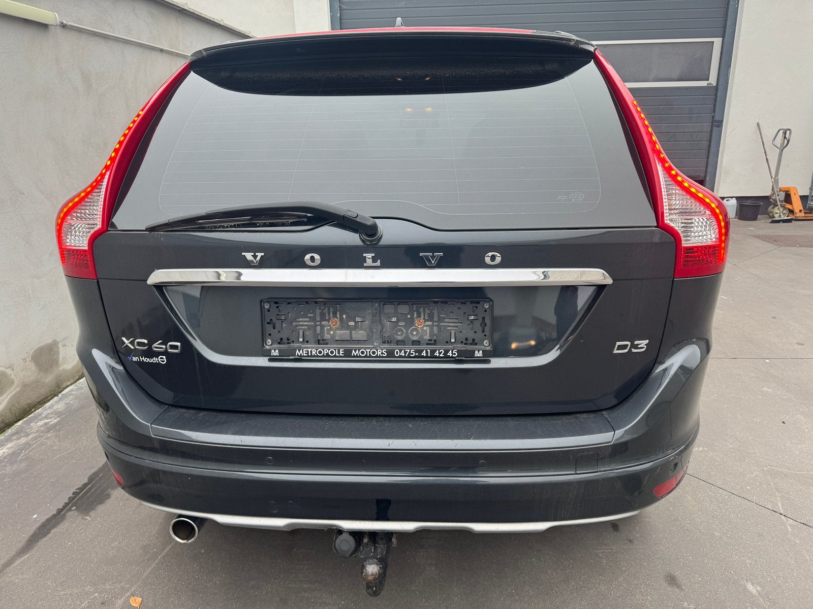 VOLVO XC60 D3 – 2.0 DIESEL – AUTOMAAT – EURO 6 – LEDER, Auto's, Automaat, Euro 6, Bruin, Leder