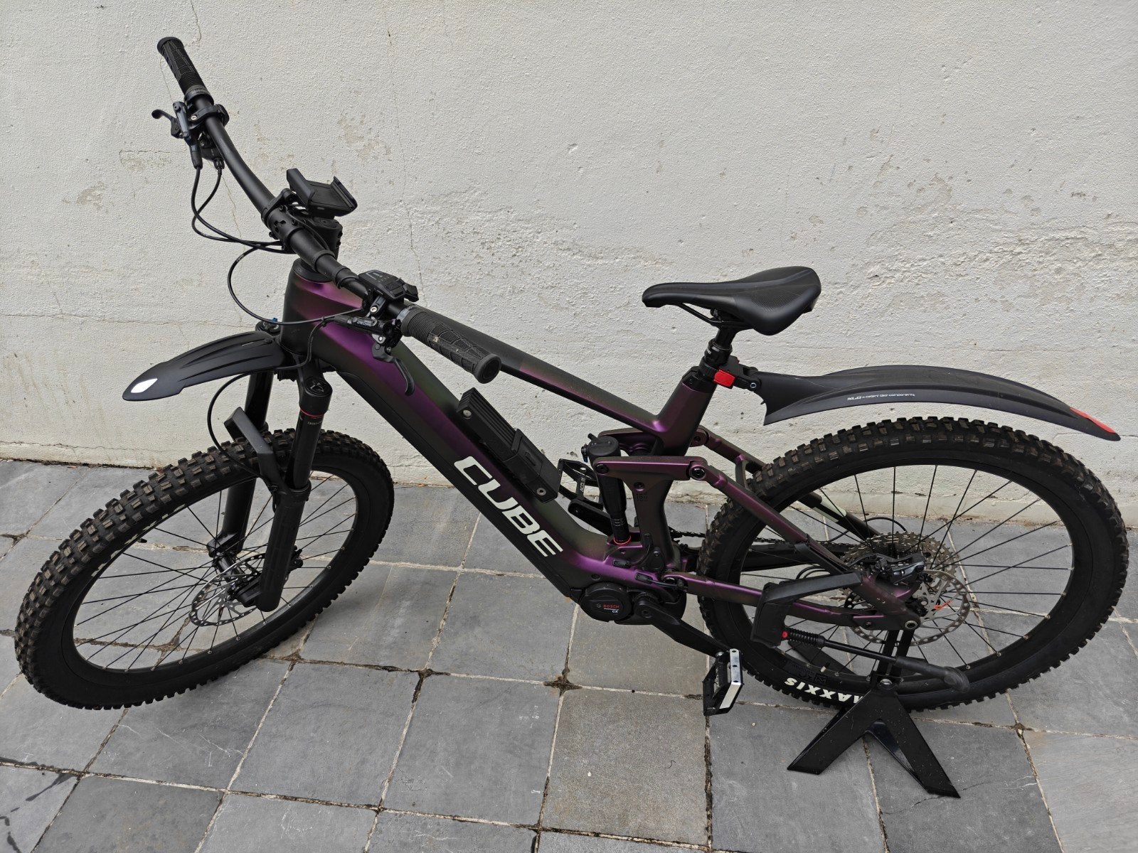 mountainbike Cube., Ophalen