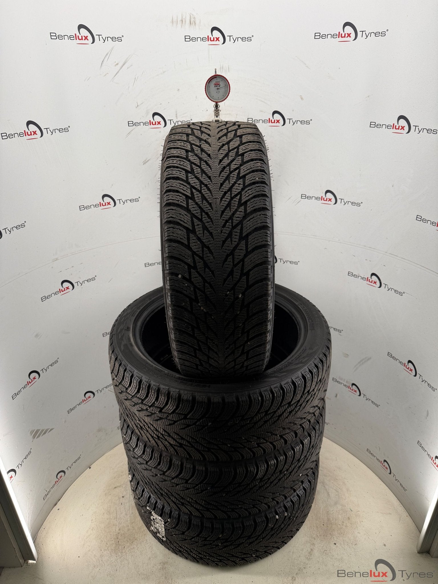 winter 225/45R19 96T Nokian Hakkapel 225/45 R19 225/45/19, Pneus hiver, Véhicule de tourisme, -, Pneu(s)