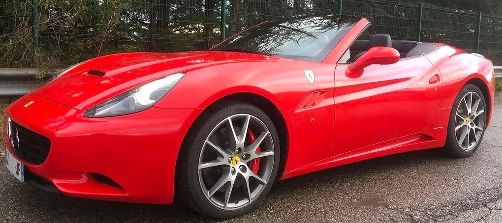 Ferrari California, Enlèvement
