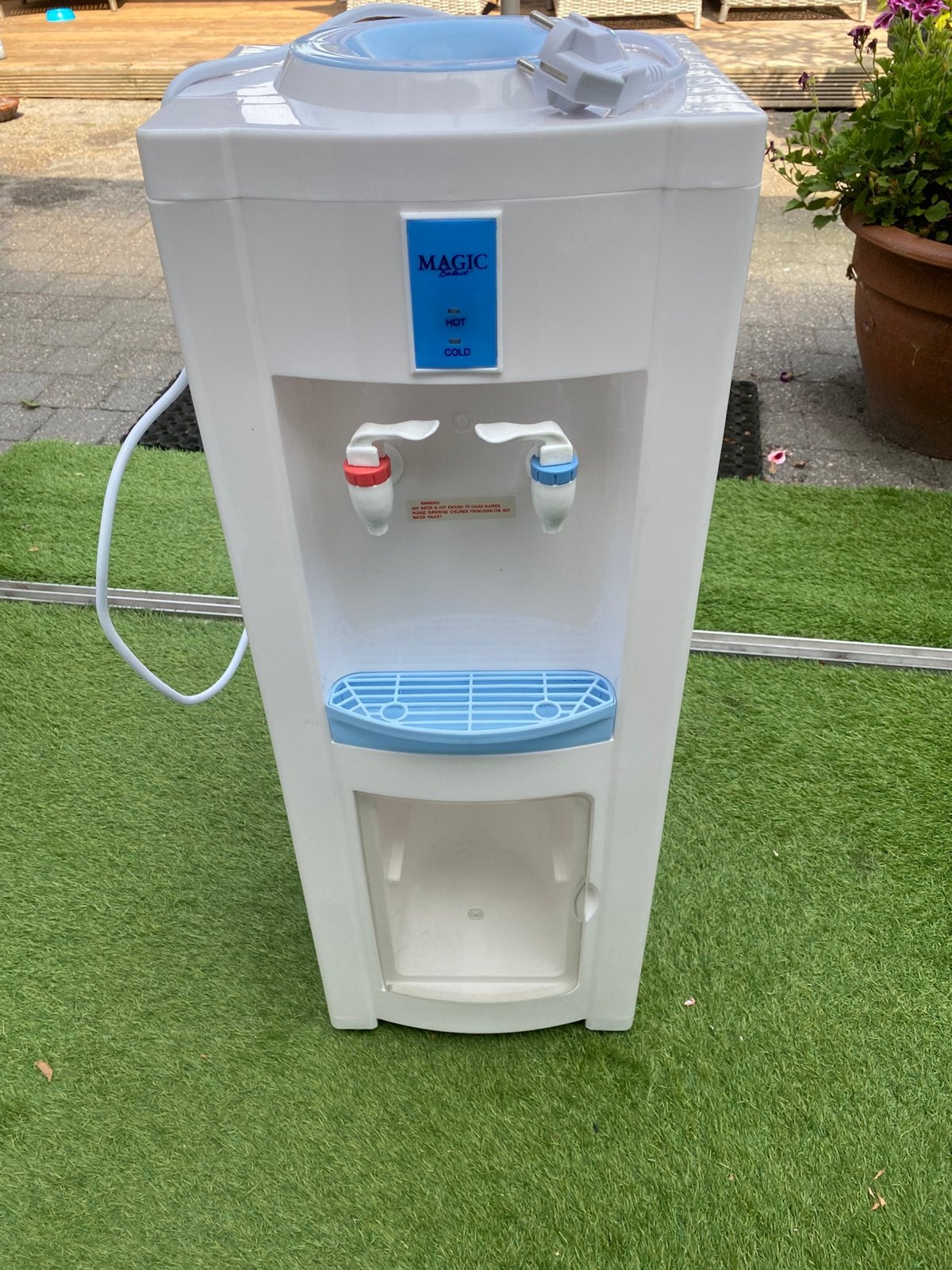 Magic Select Warm & Koud Waterdispenser, Elektronische apparatuur, Ophalen of Verzenden, Nieuw, Waterkoeler