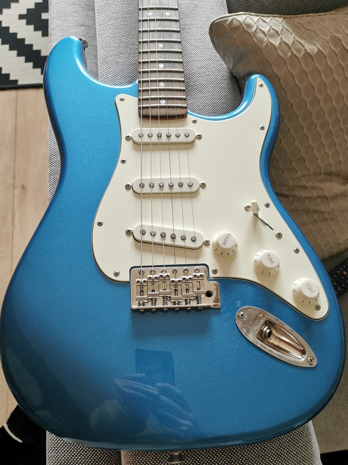 Squier stratocaster classic vibe, Muziek en Instrumenten, Ophalen, Zo goed als nieuw