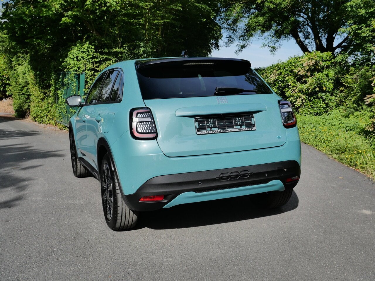 Fiat 600 Hybrid La Prima  110 PK BELGISCH VOERTUIG, Autos, 0 kg, 5 portes, 5 places, Automatique