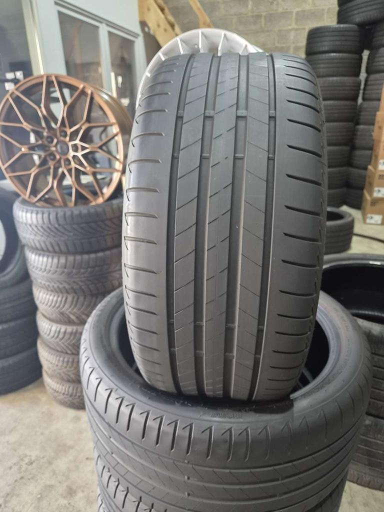 Pneus de voiture 2x 255 35 19 2x 225 40 19 Bridgestone, Enlèvement