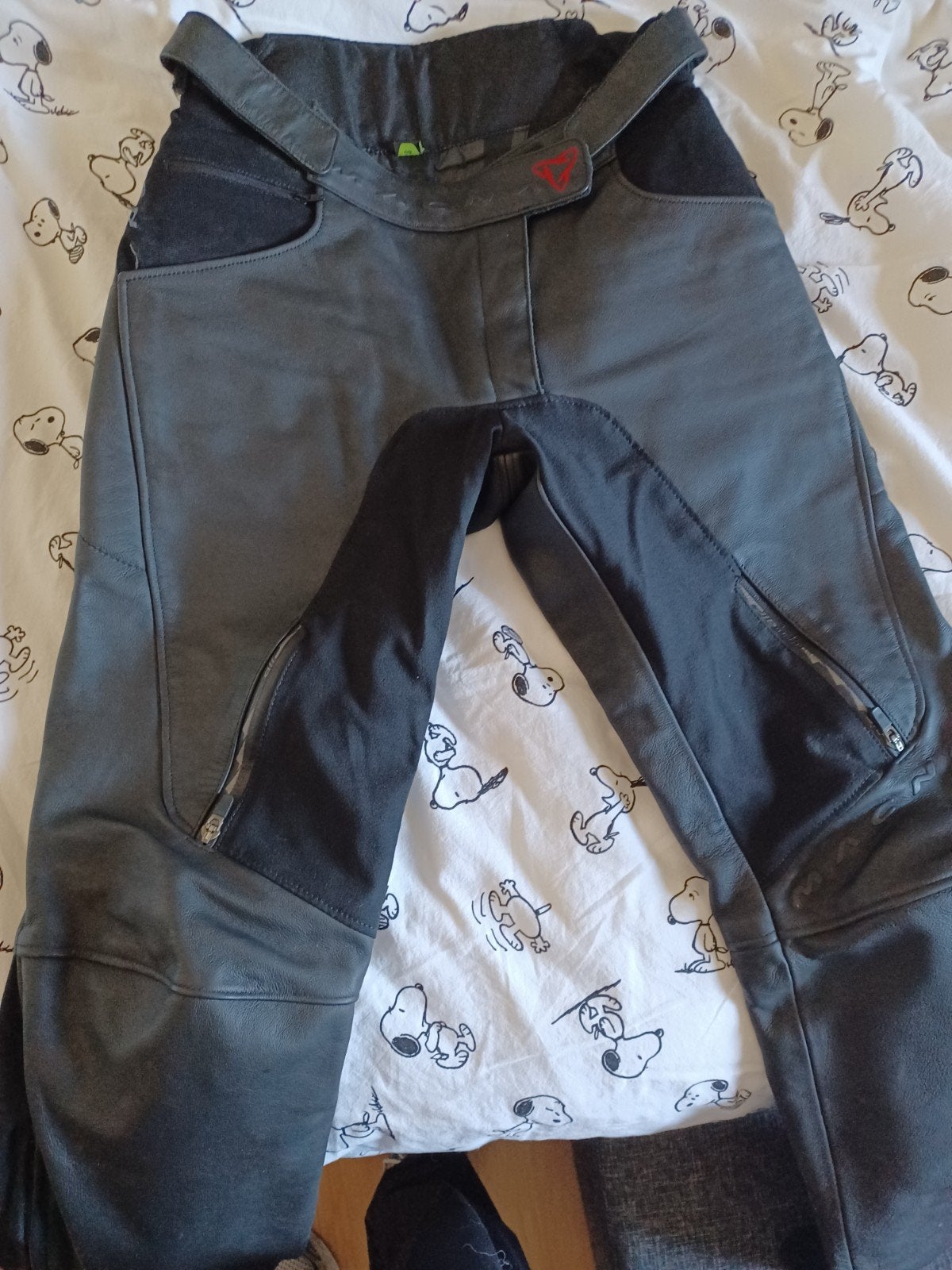 Pantalon moto Macna T40, Ophalen