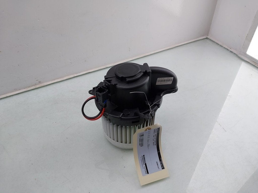 KACHEL VENTILATORMOTOR Renault Zoé (AG) (|5Q1335000|), Gebruikt, Renault