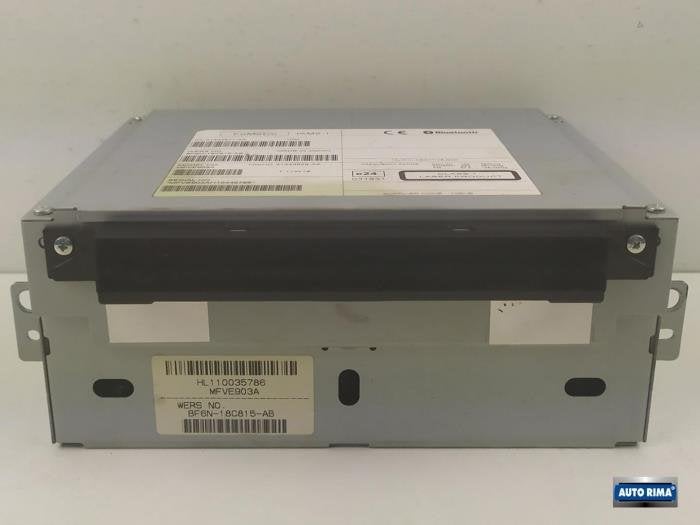 Lecteur CD d'un Volvo V60, -, 3 mois de garantie, Utilisé, -