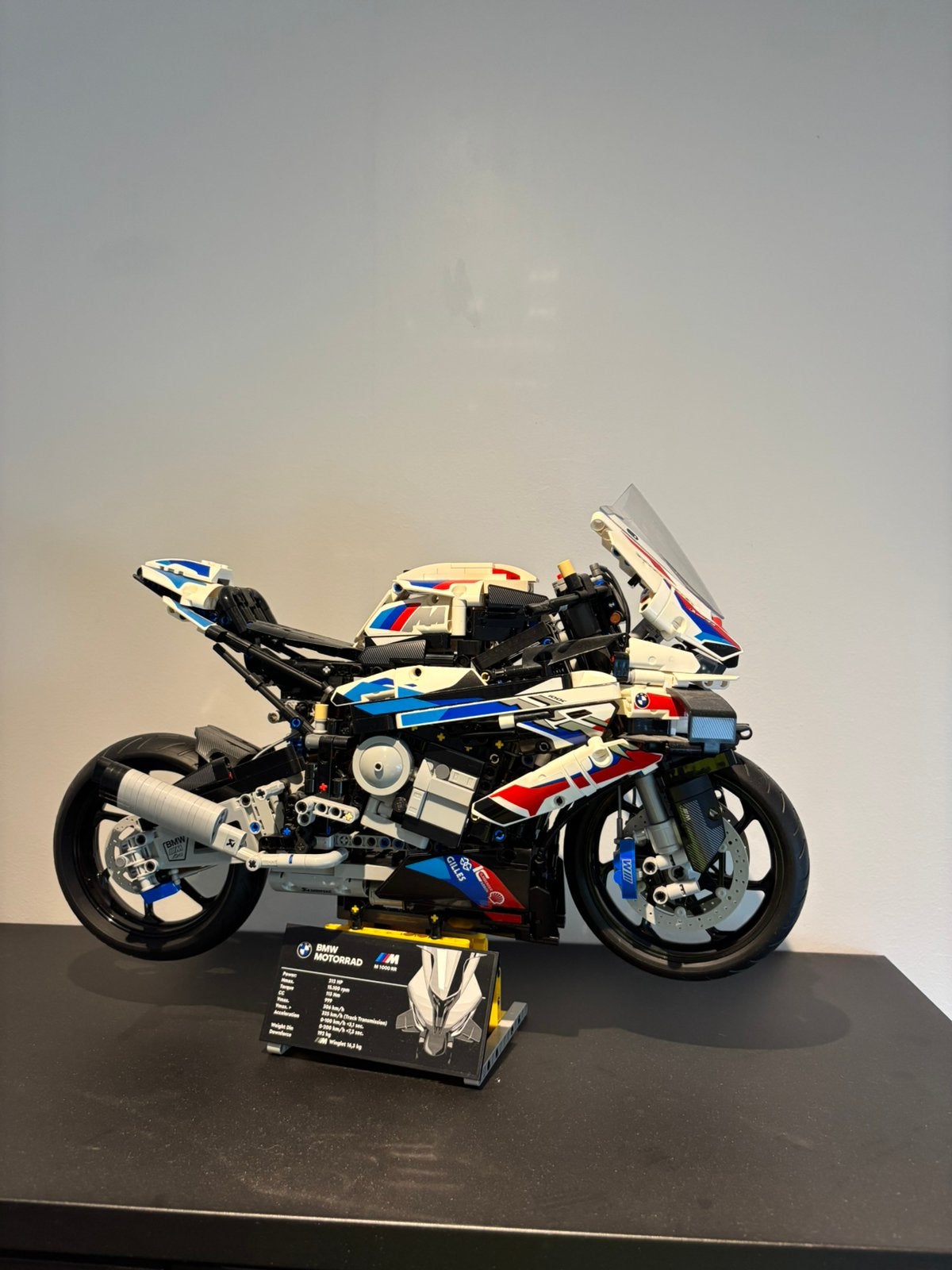 LEGO BMW M1000rr, Ophalen, Zo goed als nieuw