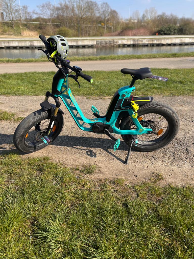 Yamaha booster easy 25km/h, Enlèvement, Comme neuf, Frein à disque, Autres marques