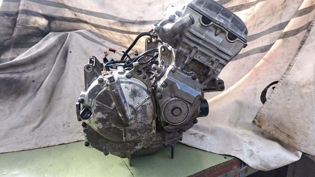 motor HONDA CBR 600 F2 PC 25., Ophalen